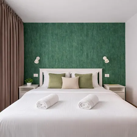 Apartmán Fun House - Comfortable With Garden And Near Parking Brašov