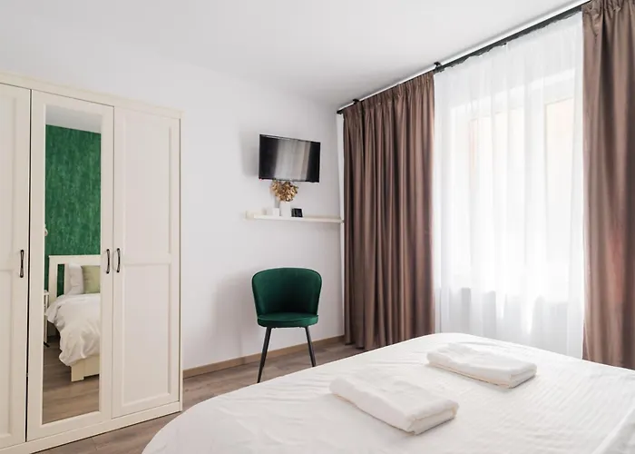 Fun House - Comfortable With Garden And Near Parking