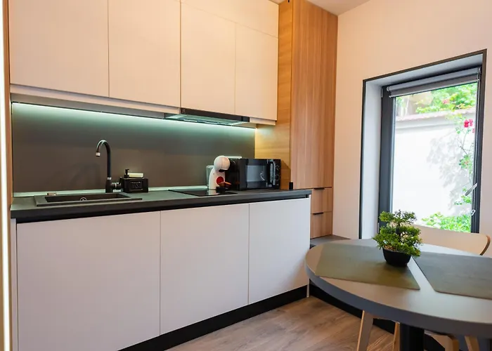 Apartament Fun House - Comfortable With Garden And Near Parking Braszów