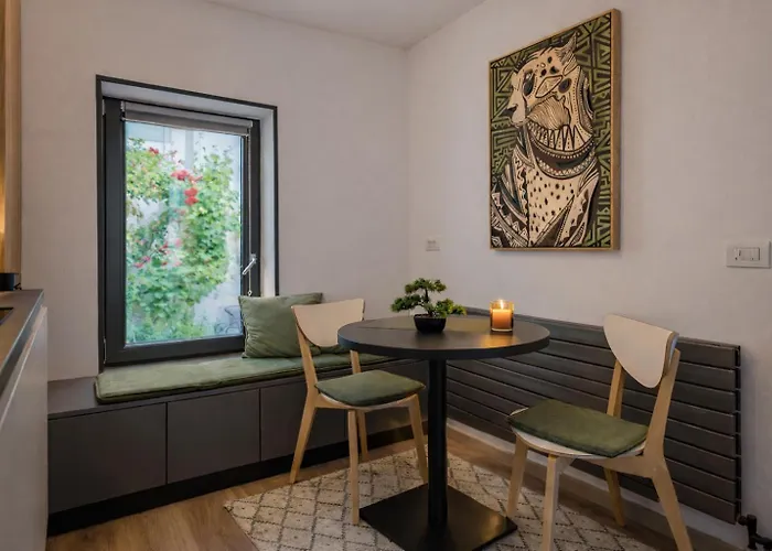 Fun House - Comfortable With Garden And Near Parking Braszów